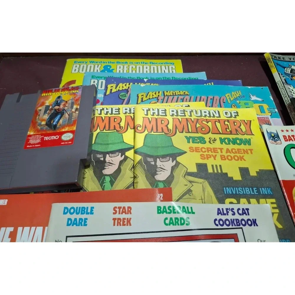Lot of 15 Vintage Magazines/Comics/Game Guide & Game